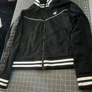 Champion Women's Black and White Striped Sweater